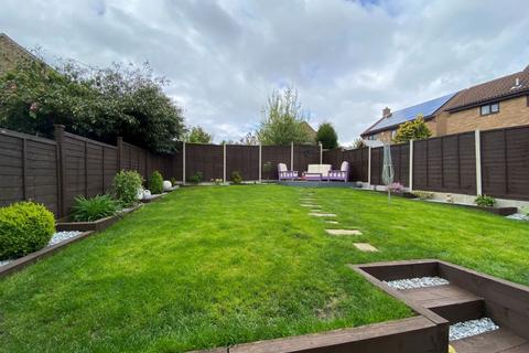 10 Allard Close, Northampton, NN3 5LY