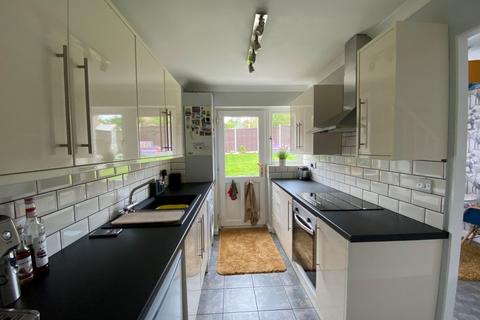 10 Allard Close, Northampton, NN3 5LY