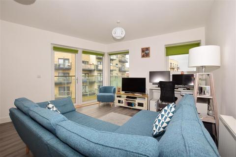 58 Otter Drive, Carshalton, SM5 2FH