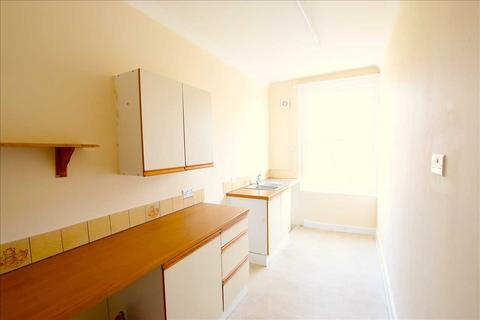 1 bedroom apartment to rent, Alma Square, Scarborough