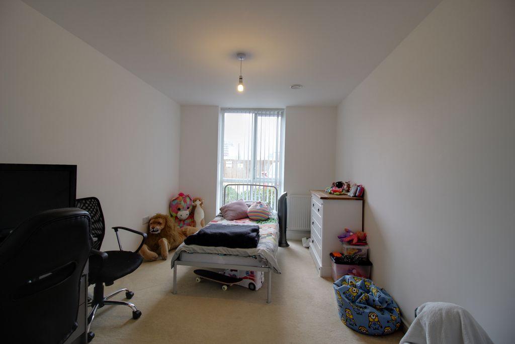 Bedroom 2 (Double)