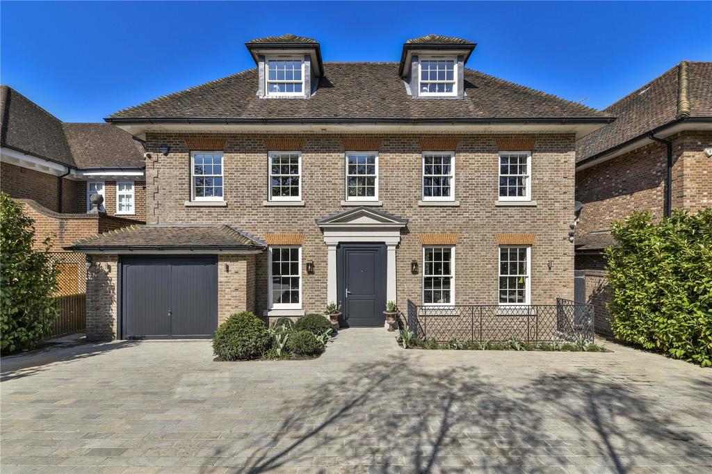 Priory Lane, Roehampton, London, UK, SW15 6 bed house £35,000 pcm (£8,077 pw)