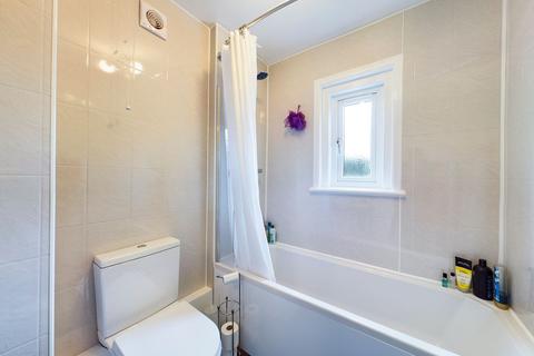 2 Charnwood Road, Salisbury, SP2 7HT