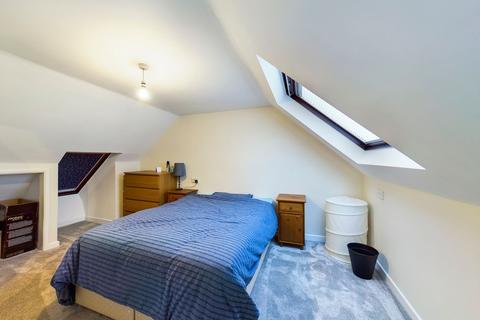 2 Charnwood Road, Salisbury, SP2 7HT