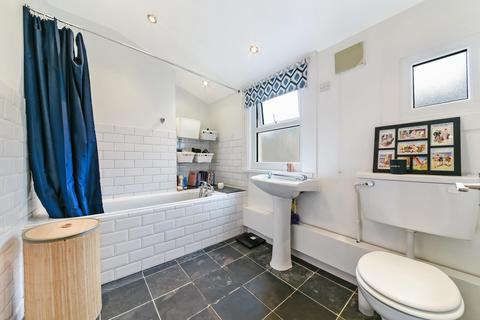 19b Durban Road, London, E15 3BW