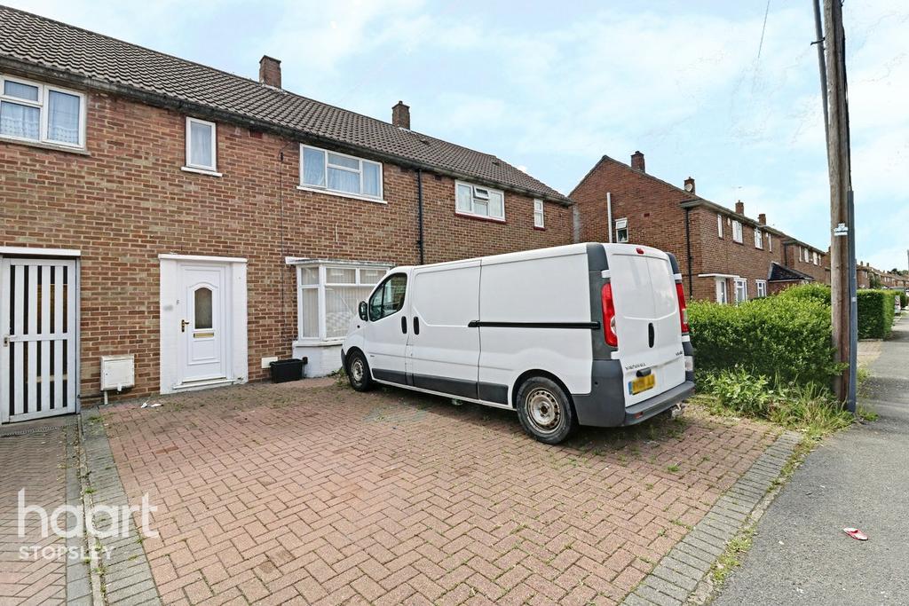 Littlefield Road, Luton 3 bed terraced house £265,000