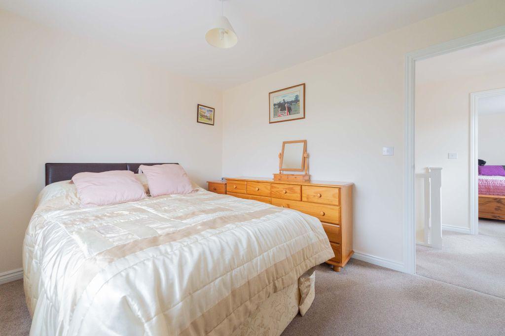 Bedroom 2 (Double)