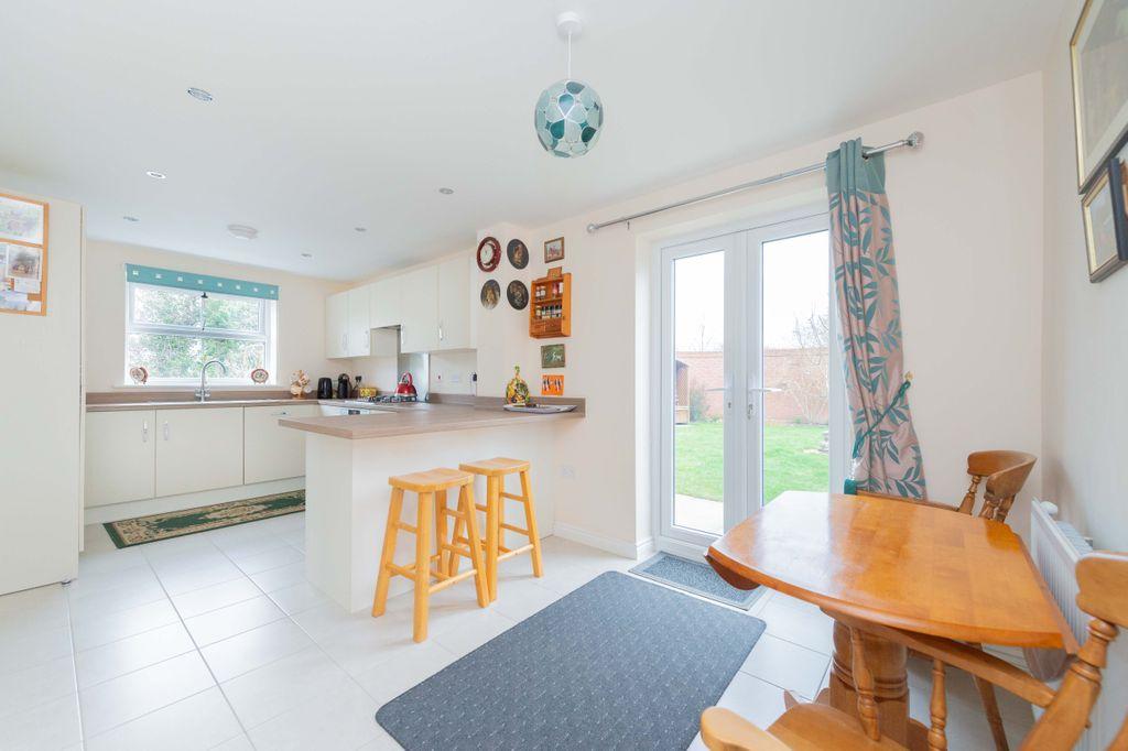 Kitchen - Breakfast Room