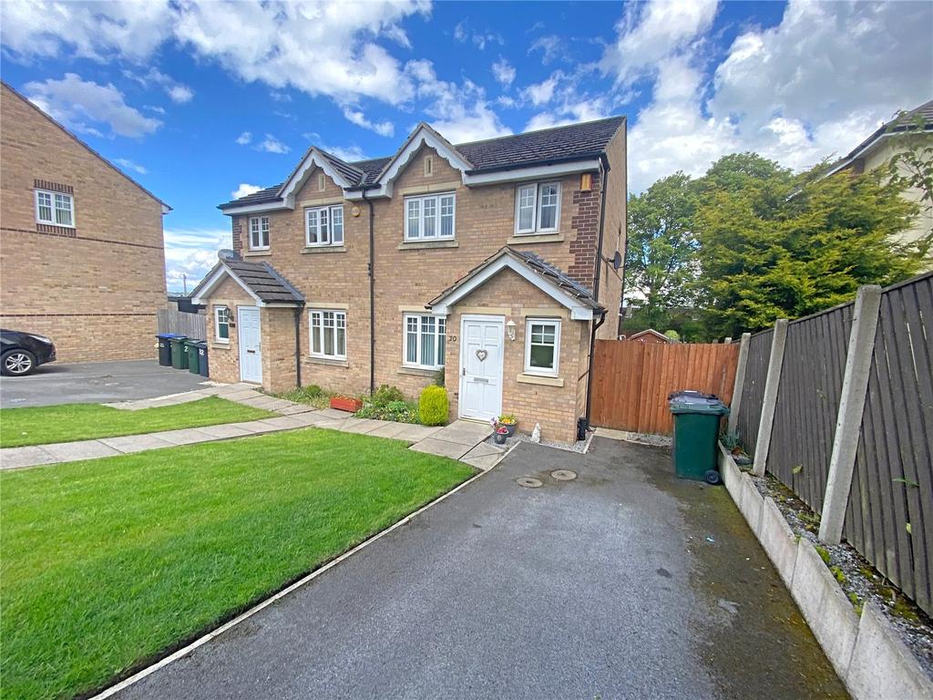 Rowantree Drive, Bradford, West... 3 bed semidetached house £650 pcm (£150 pw)