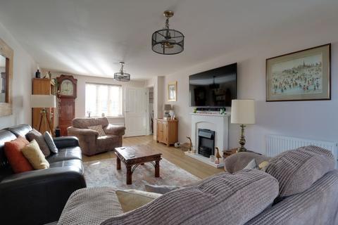 3 Faraday Walk, Colsterworth, Grantham, NG33 5GB