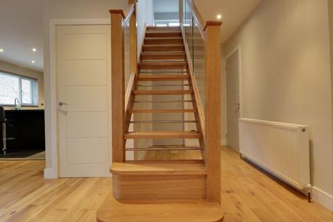 18 Moreleys Lane, Corby Glen, Grantham, NG33 4NL