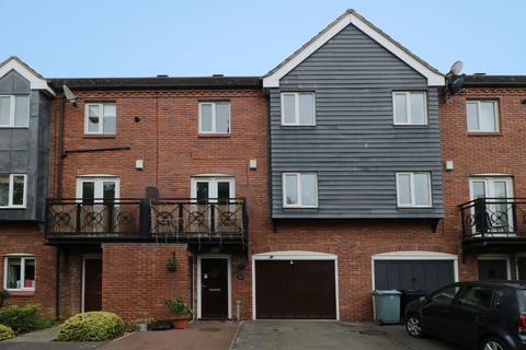 15 Anson Close, Grantham, NG31 7EN