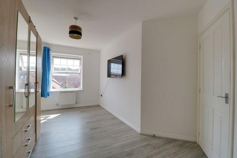 57 Hathersage Close, Grantham, NG31 7GP