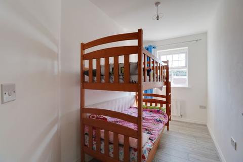 57 Hathersage Close, Grantham, NG31 7GP