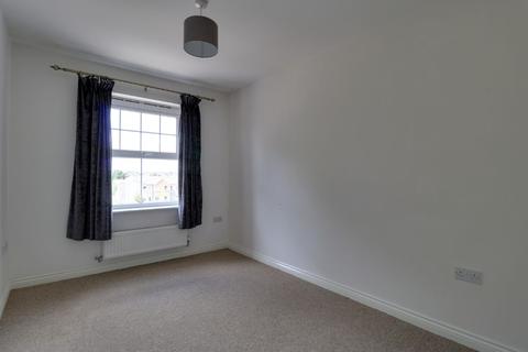 59 Hathersage Close, Grantham, NG31 7GP