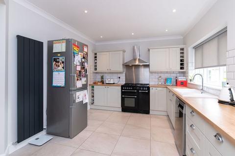 1 Ashwin Gate, Quadring, Spalding, PE11 4QG