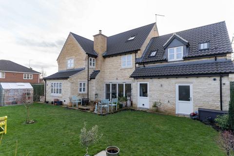 3 Groom Close, Deeping St James, Peterborough, PE6 8FY