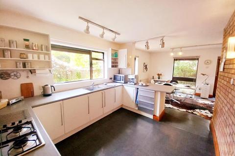 92a Bargates, Leominster, HR6 8QS