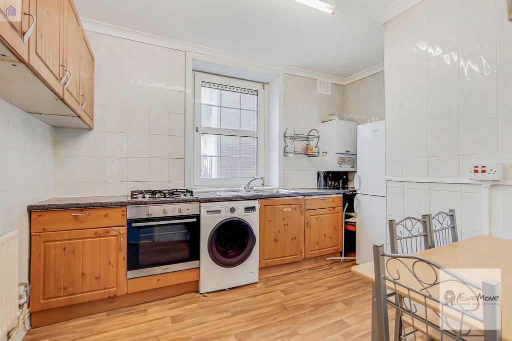 Kitchen / Dinning Room