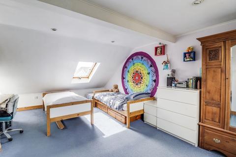 209 Frindsbury Hill, Rochester, ME2 4JS