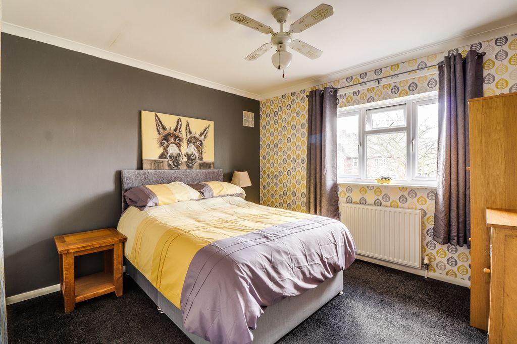 Bedroom 1 (Double)