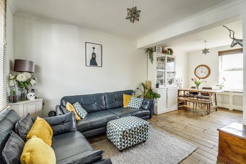 21 Factory Road, Northfleet, Gravesend, DA11 9HH