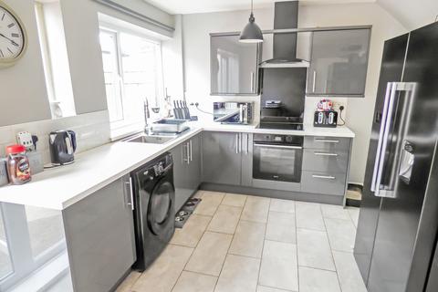 12 Broom Hill, Stanley, DH9 8AZ