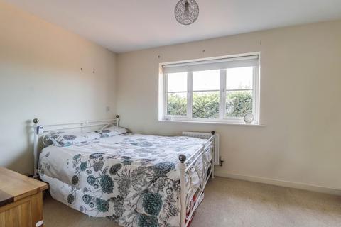 65 Eglington Drive, Wainscott, Rochester, ME3 8BF