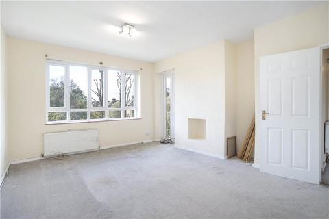 3 bedroom apartment to rent, Oxford Road, Putney, SW15