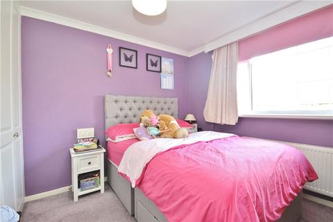 37 Chaplin Crescent, Sunbury-on-thames, TW16 7JB