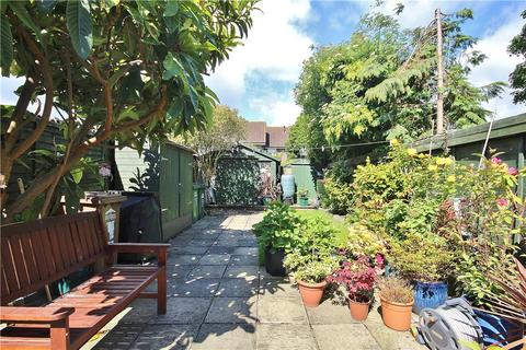 37 Chaplin Crescent, Sunbury-on-thames, TW16 7JB
