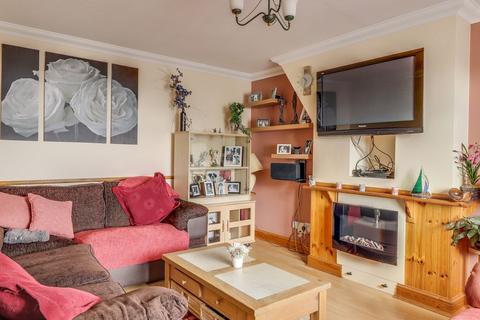 56 Truro Road, Gravesend, DA12 5RF