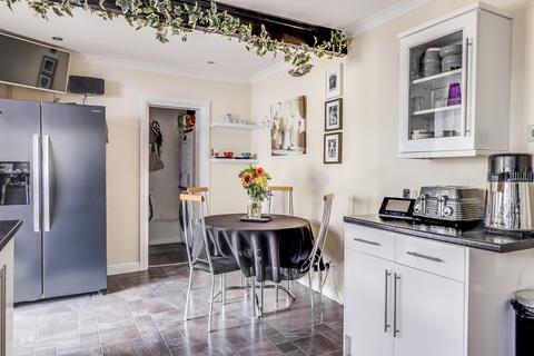 56 Truro Road, Gravesend, DA12 5RF