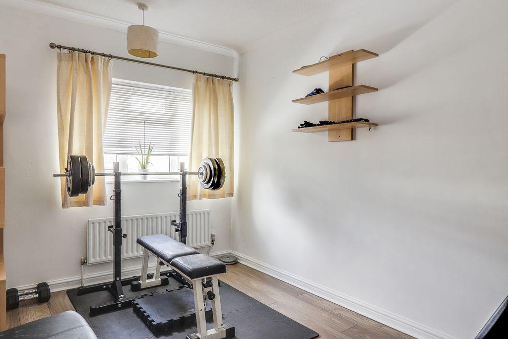Bedroom 2 (Double)