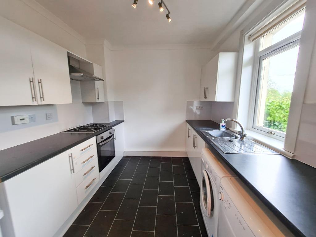 Kirkland Park Avenue, Strathaven, South Lanarkshire, ML10 2 bed semi