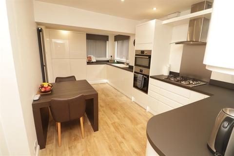 4 Hampden Close, Yate, Bristol, BS37 5UW