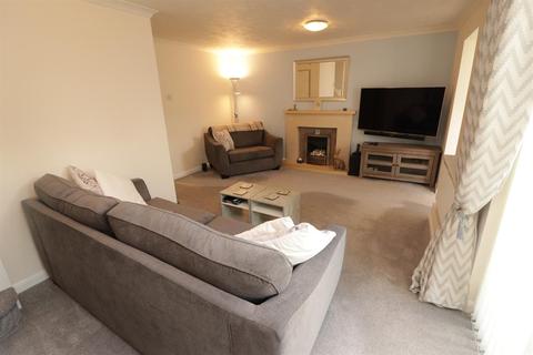 4 Hampden Close, Yate, Bristol, BS37 5UW