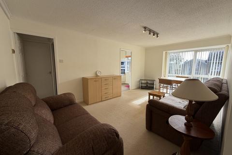 2 bedroom flat to rent, Kay Brow, Ramsbottom, Bury, BL0 9AY