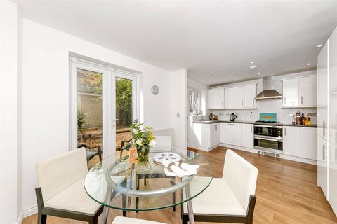6 Topper Street, Cambridge, CB4 2WL