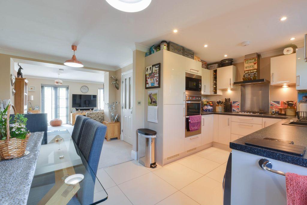 Open Plan Kitchen Diner Lounge