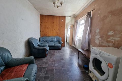 10 Albert Street, Llanelli, SA15 2TA