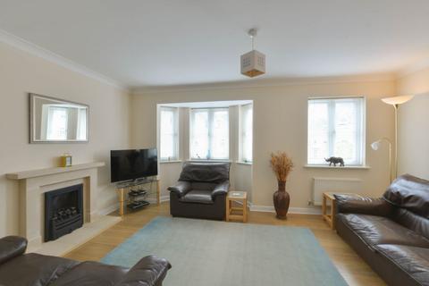 31 Freestone Way, Corsham, SN13 9EE