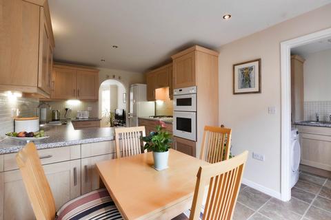 31 Freestone Way, Corsham, SN13 9EE