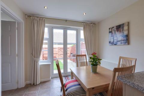 31 Freestone Way, Corsham, SN13 9EE