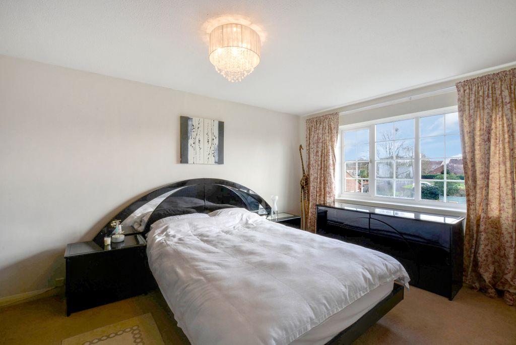 Bedroom 2 (Double)