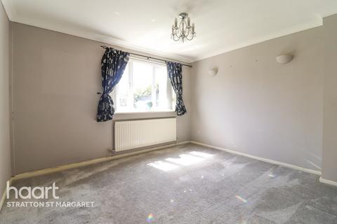 37 Griffiths Close, Swindon, SN3 4NW