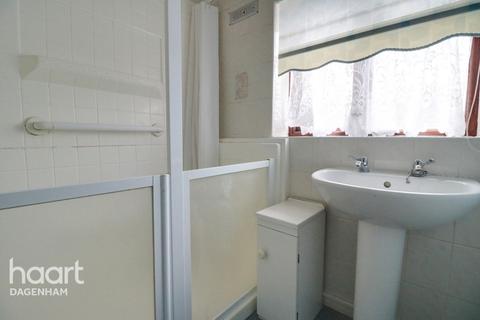39 Calverley Crescent, Dagenham, RM10 7QU