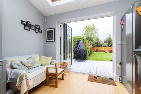 4 Westfield Road, Bedford, MK40 4DQ