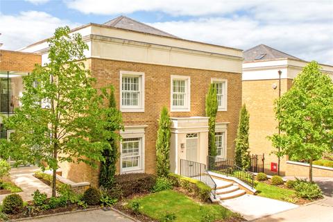 6 Connaught Square, Winchester, SO22 5QQ