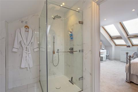 6 Connaught Square, Winchester, SO22 5QQ
